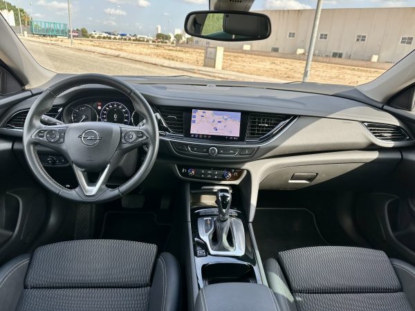 OPEL INSIGNIA GS LINE 122cv AUTOMÁTICO - Imagen 2