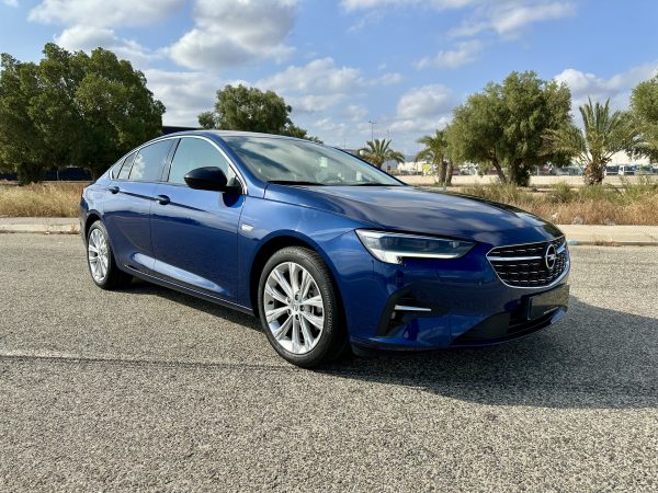 OPEL INSIGNIA GS LINE 122cv AUTOMÁTICO - Imagen 3