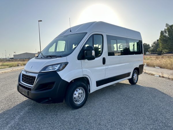PEUGEOT Boxer Combi 9 plazas