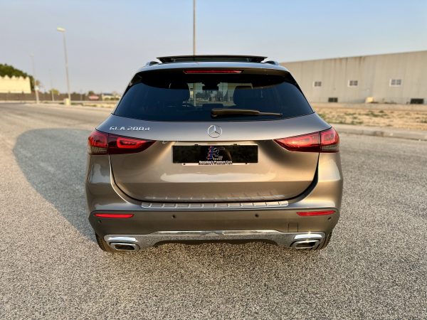 MERCEDES GLA 200D CON TECHO - Imagen 5