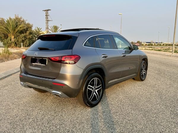 MERCEDES GLA 200D CON TECHO - Imagen 3