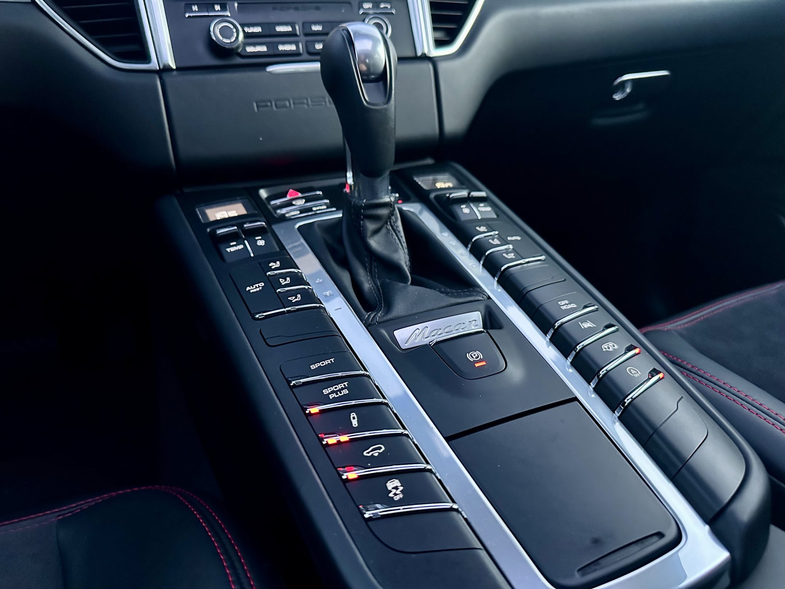 PORSCHE MACAN GTS V6 - Imagen 18