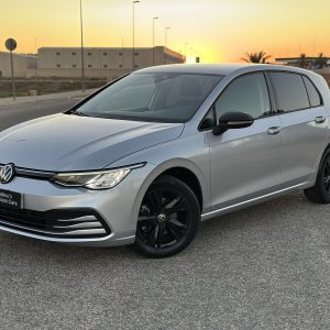 VOLKSWAGEN Golf Life 2.0 TDI DSG