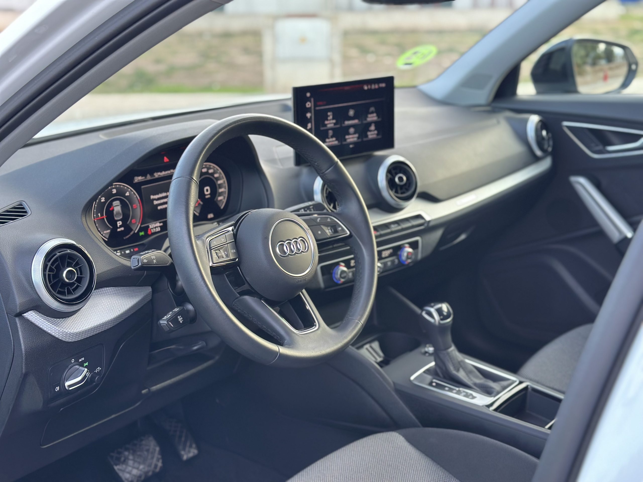 AUDI Q2 S line 35 TDI S tronic - Imagen 18
