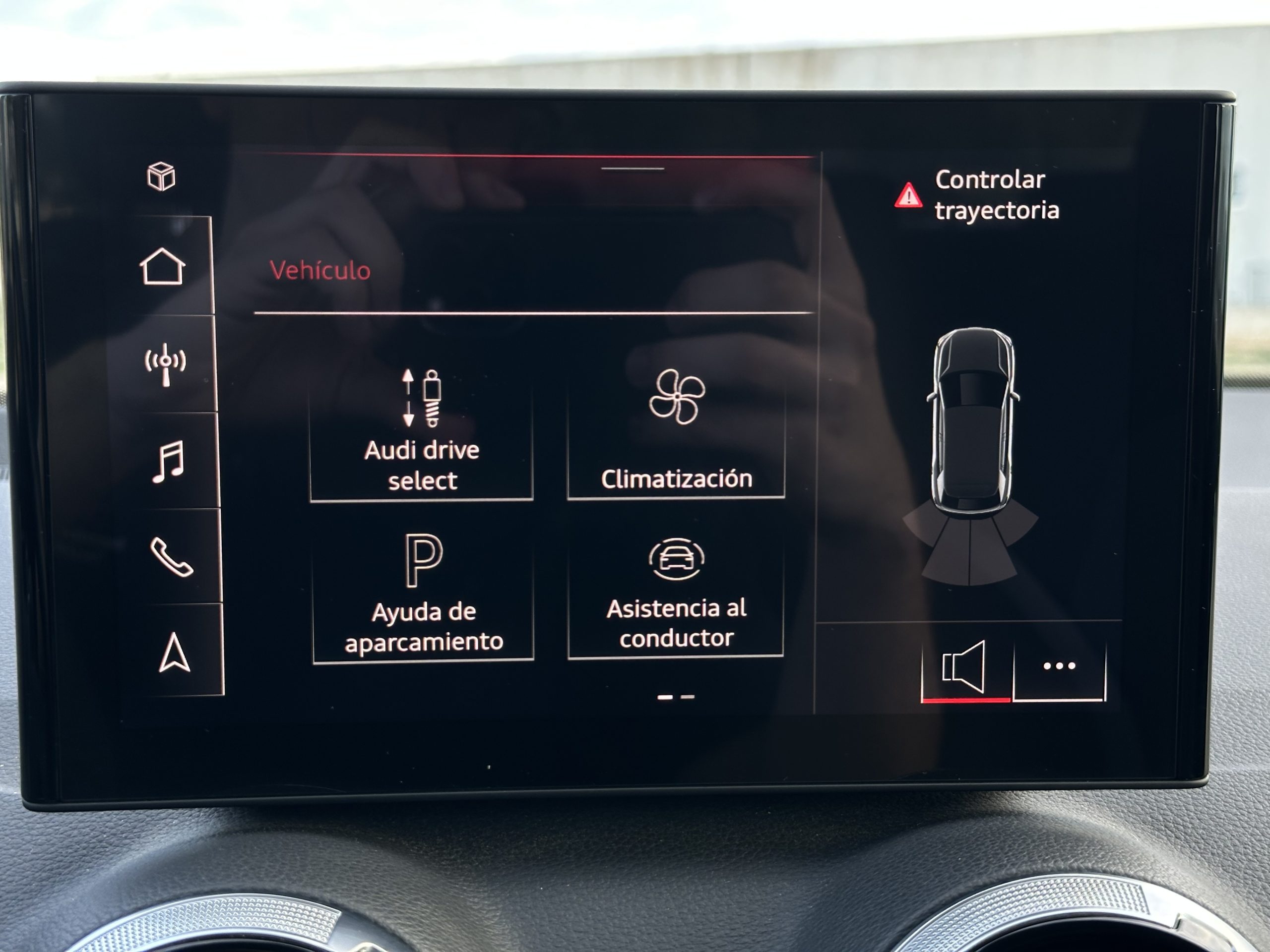 AUDI Q2 S line 35 TDI S tronic - Imagen 13